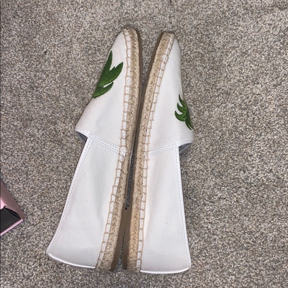 Size 7.5 Sam Edelman pineapple palm tree shoes - Picture 5 of 6